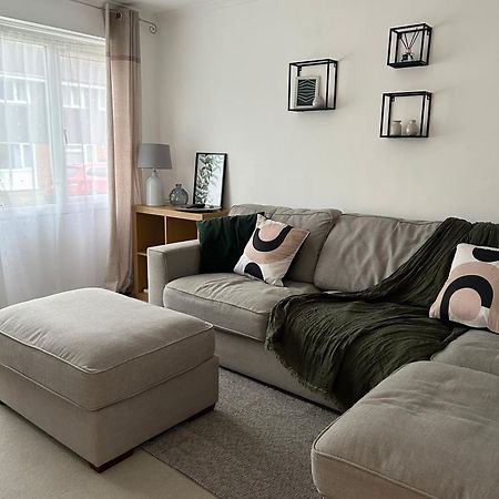 Stylish 3 Bed House Hitchin Villa Exterior photo