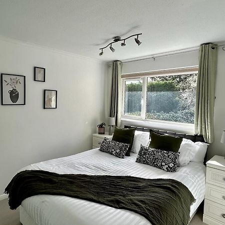 Stylish 3 Bed House Hitchin Villa Exterior photo