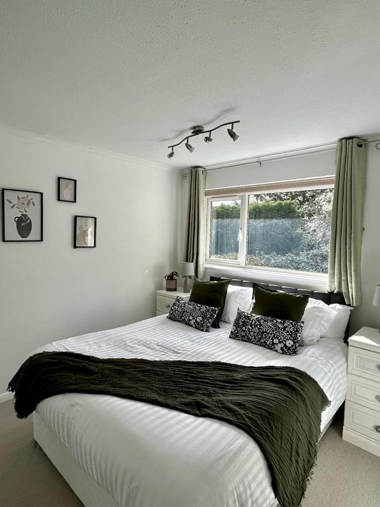 Stylish 3 Bed House Hitchin Villa Exterior photo